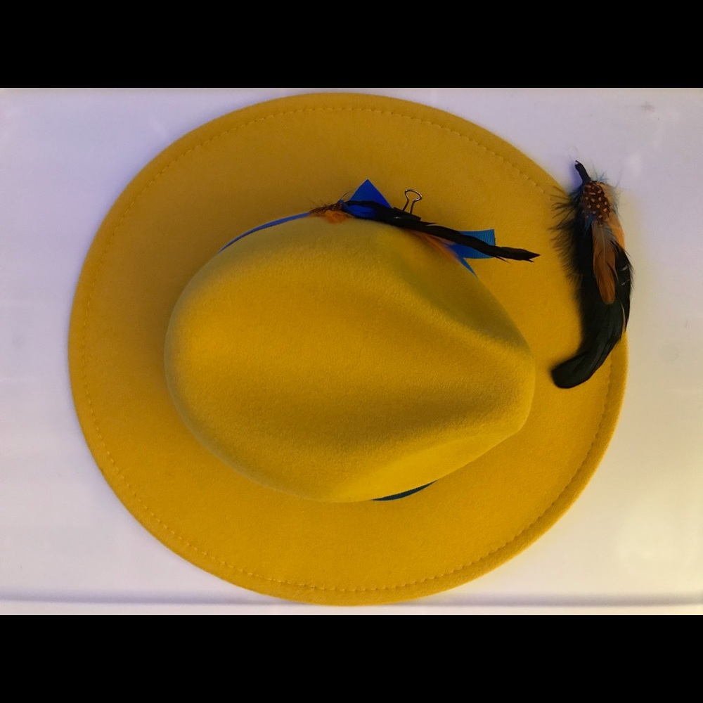 Mustard fedora